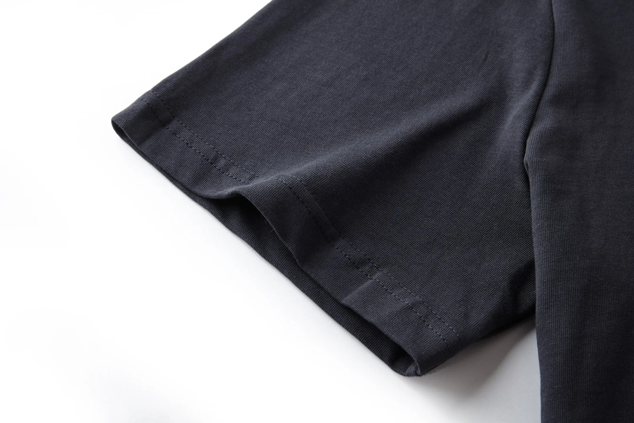 2 MONCLER ： 16 。 ： 100 。 ： 3D ， logo 。 T ， 。 ， 。 . . ： 1：1 ： 1：1 ： 1：1 Size：S-M-L-XL ： ：86127